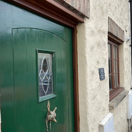 Cottage With Hot Tub In Pembrokeshire Haverfordwest Exterior photo